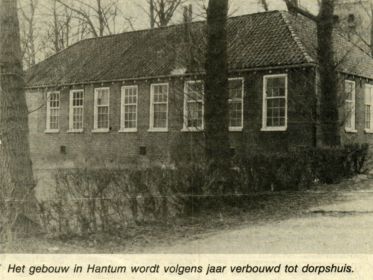 K 08   Het gebouw in Hantum wordt volgens jaar verbouwd tot dorpshuis