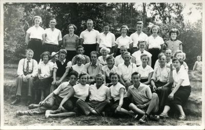 Reisje jongelingen   meisjes    1952   a