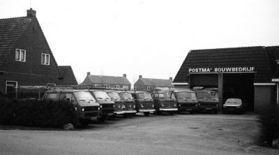 postma   groene en rode busjes