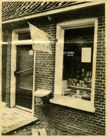 Etalage Bakkerij Velink   Hantum